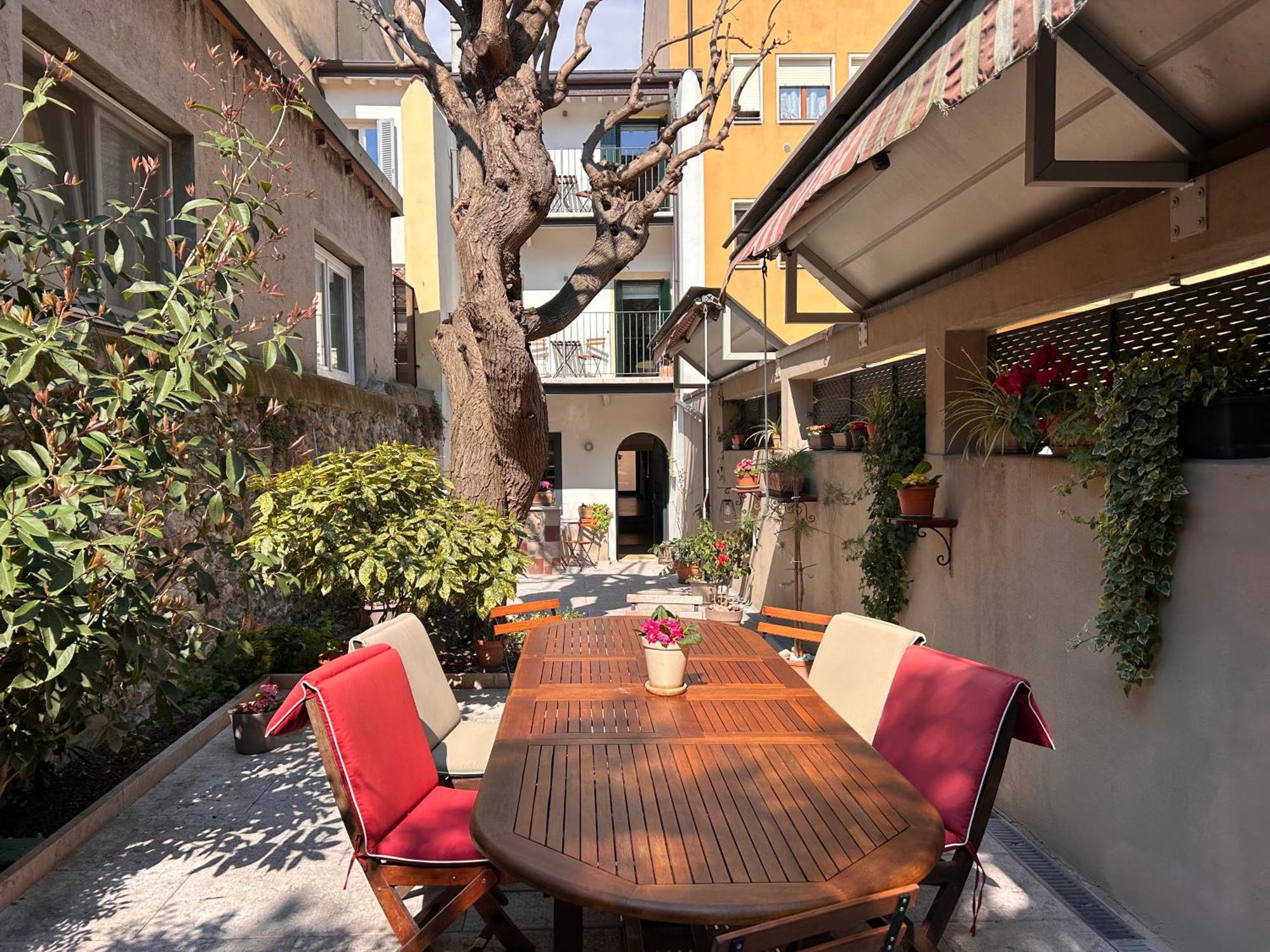 Santa Marta Rooms&Studios, Verona
